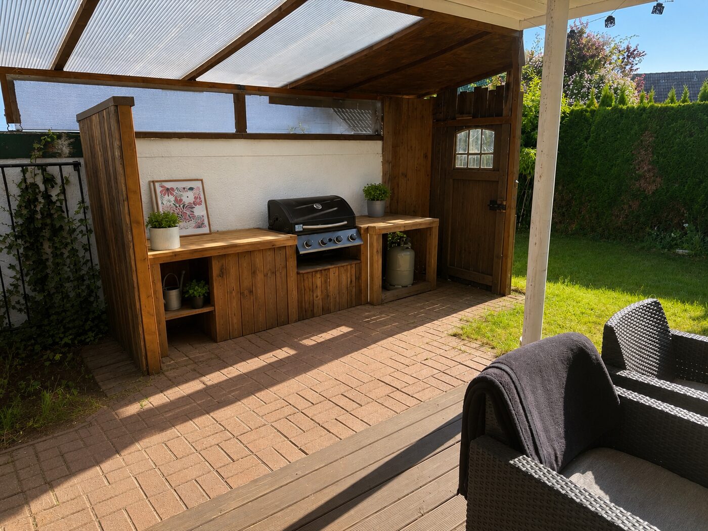 Grill- und Außenküche